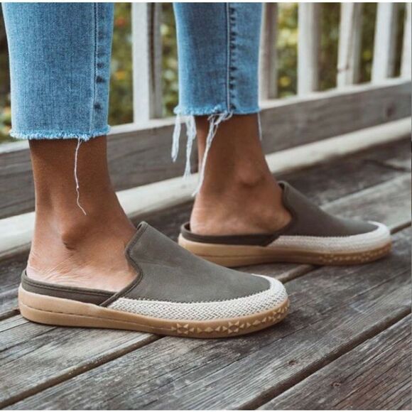 MUK LUKS - 🎉HP🎉 L Sz 6.5 Green Street Kings Highway Faux Leather Clogs. NWTIB! - Picture 6 of 16